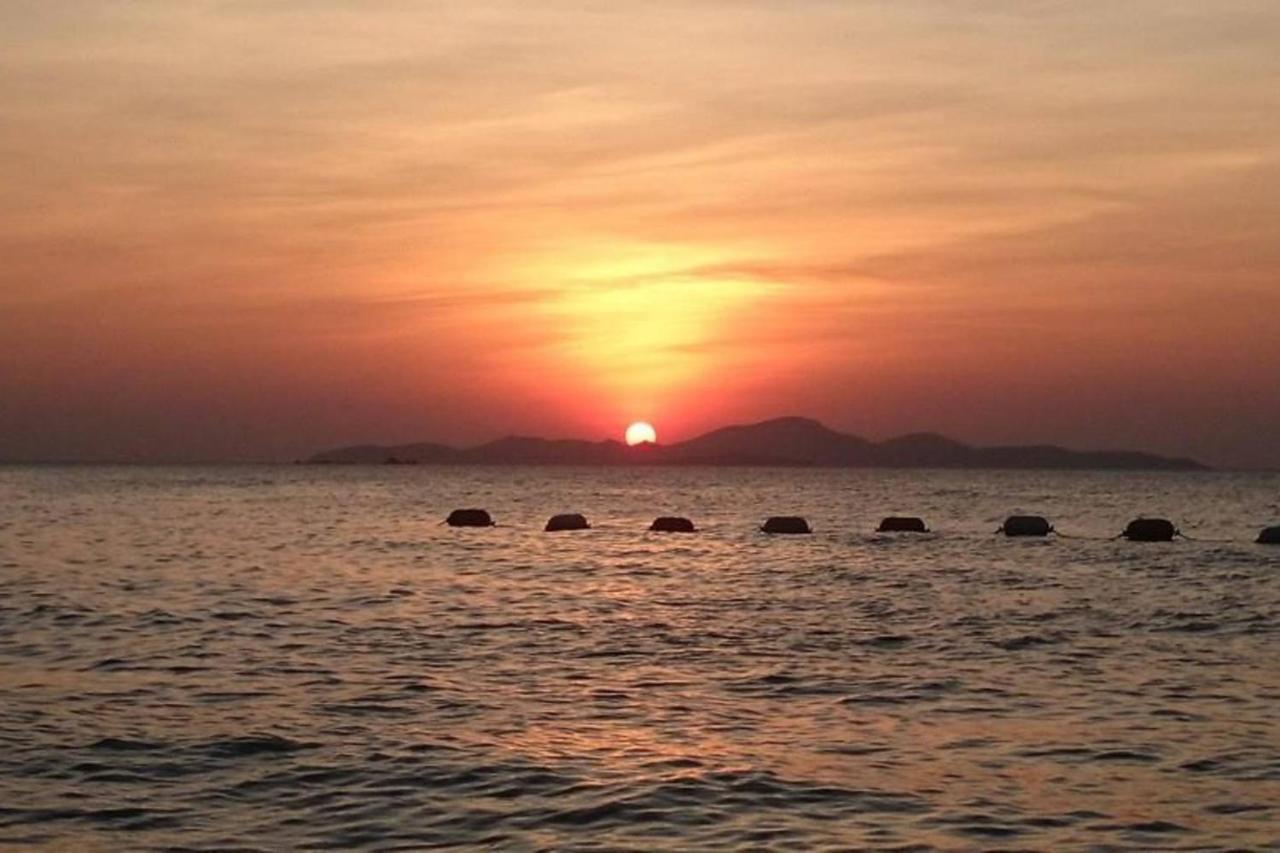 Sky Beach Beachfront باتايا المظهر الخارجي الصورة
